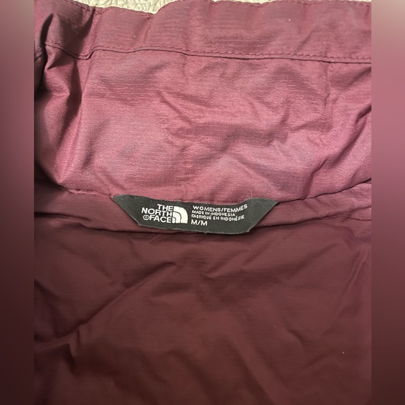 The North Face Women's Thermoball Full Zip Jacket Size Medium - Picture 4 of 4